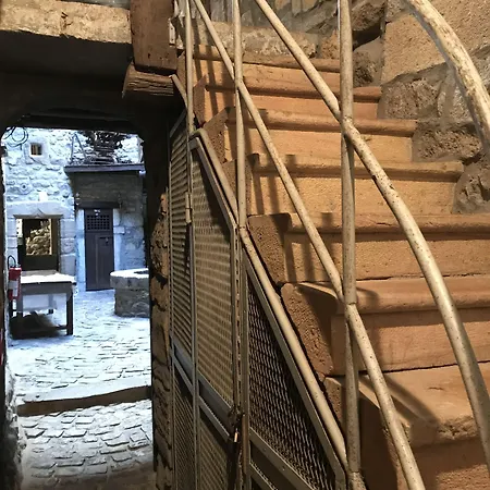 Aux Prisons De Bed & Breakfast Montagny (Rhone)