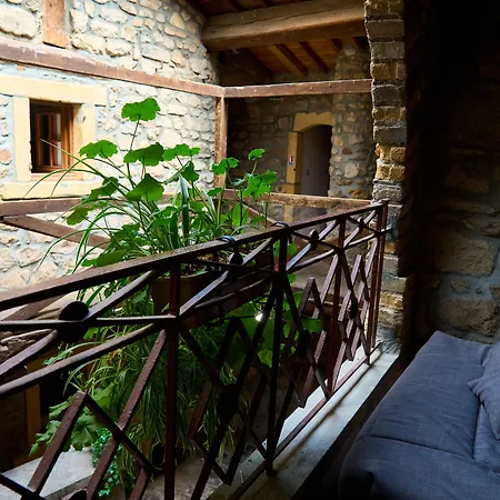 Bed and Breakfast Aux Prisons De 3*