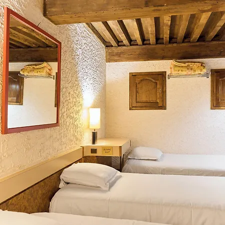 Aux Prisons De Bed & Breakfast Montagny (Rhone)